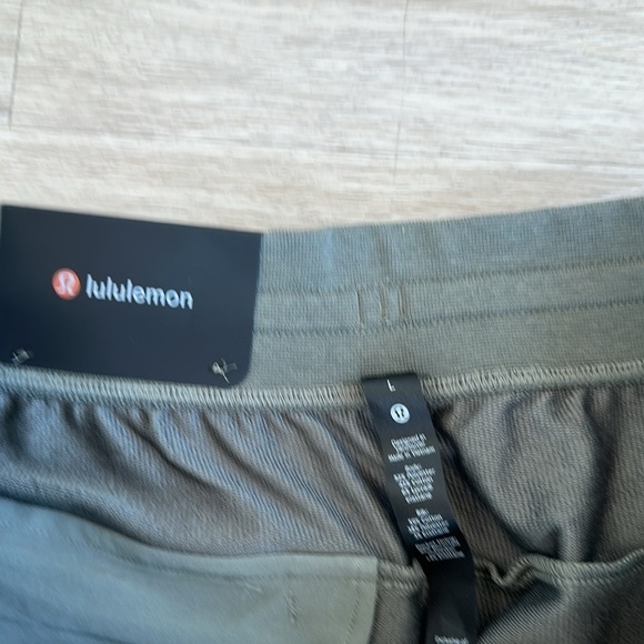 Lululemon City Sweat Jogger - Picture 7 of 11